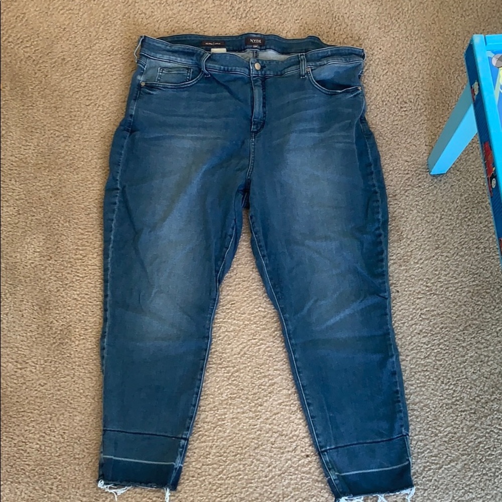 NYDJ Alina ankle jeans with rough edge hem size 22
